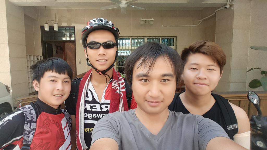 Dropby B&B Hualien City Ngoại thất bức ảnh